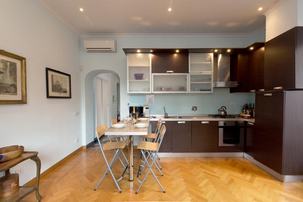Holidays Banchi Vecchi Apartment روما الغرفة الصورة